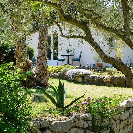 D'hotes Cardabella Bed & Breakfast *