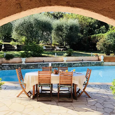 D'hotes Cardabella Bed & Breakfast *